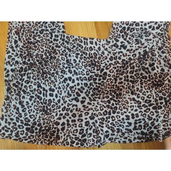 Some XL lounge pants animal print with pockets - Picture 3 of 5